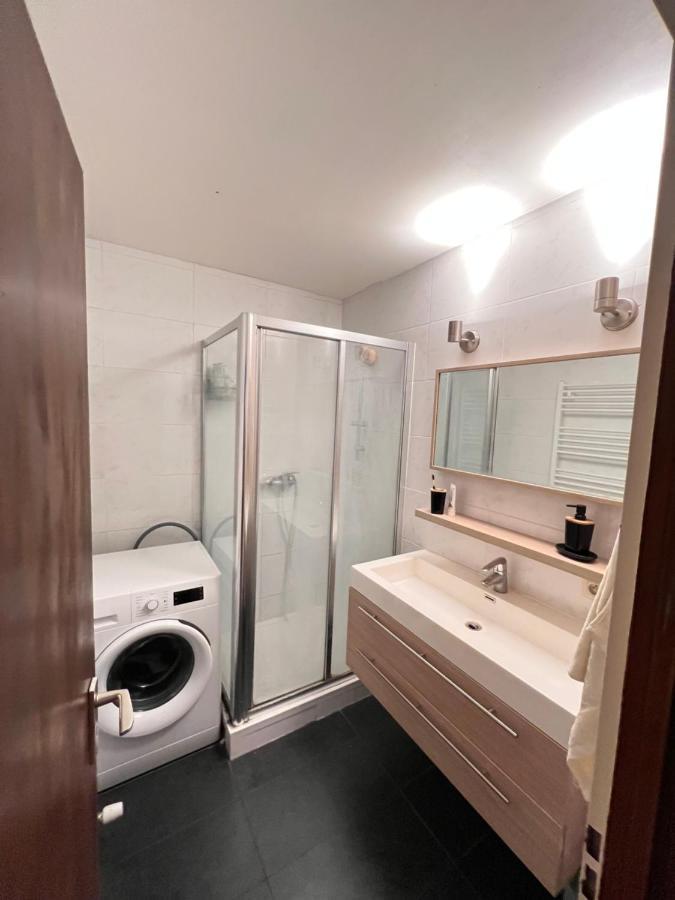 Sarhan Two-Room Apartment Brussel Eksteriør bilde